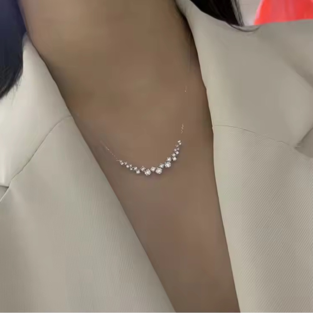New Elegant Silver Necklace with Sparkling Simulated Diamonds - Picture 2 of 7